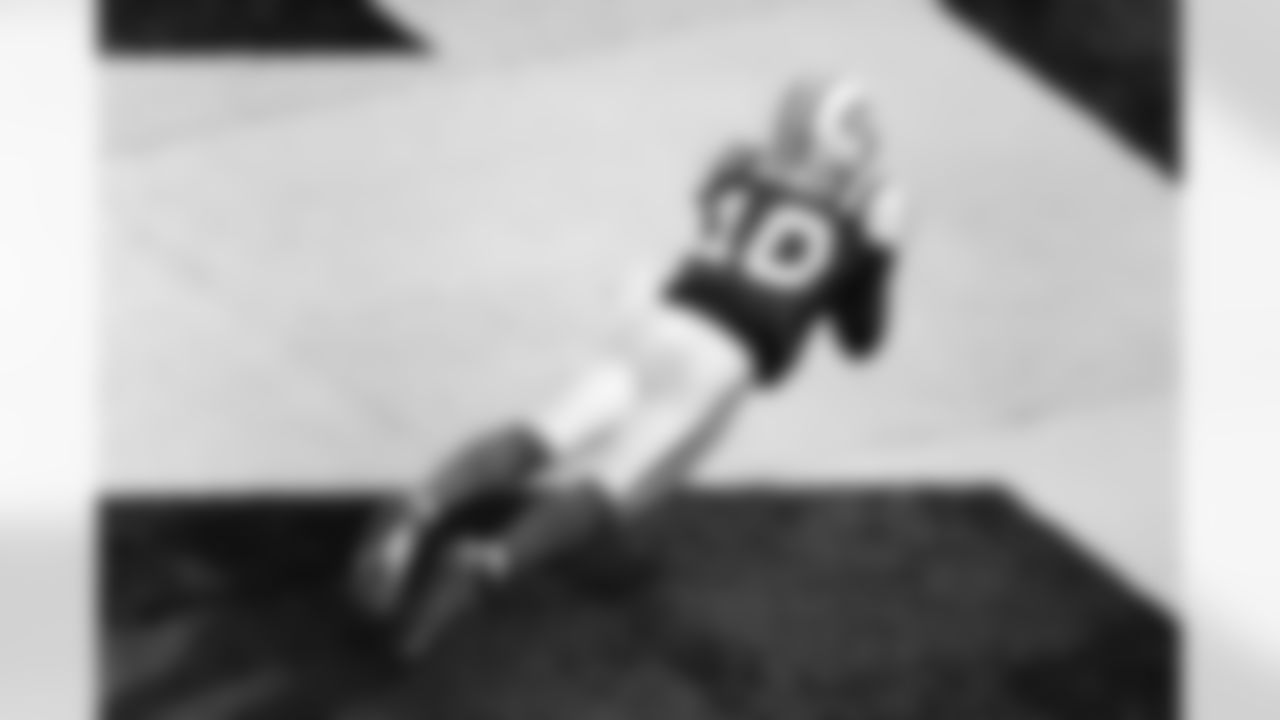 Santonio Holmes Photos