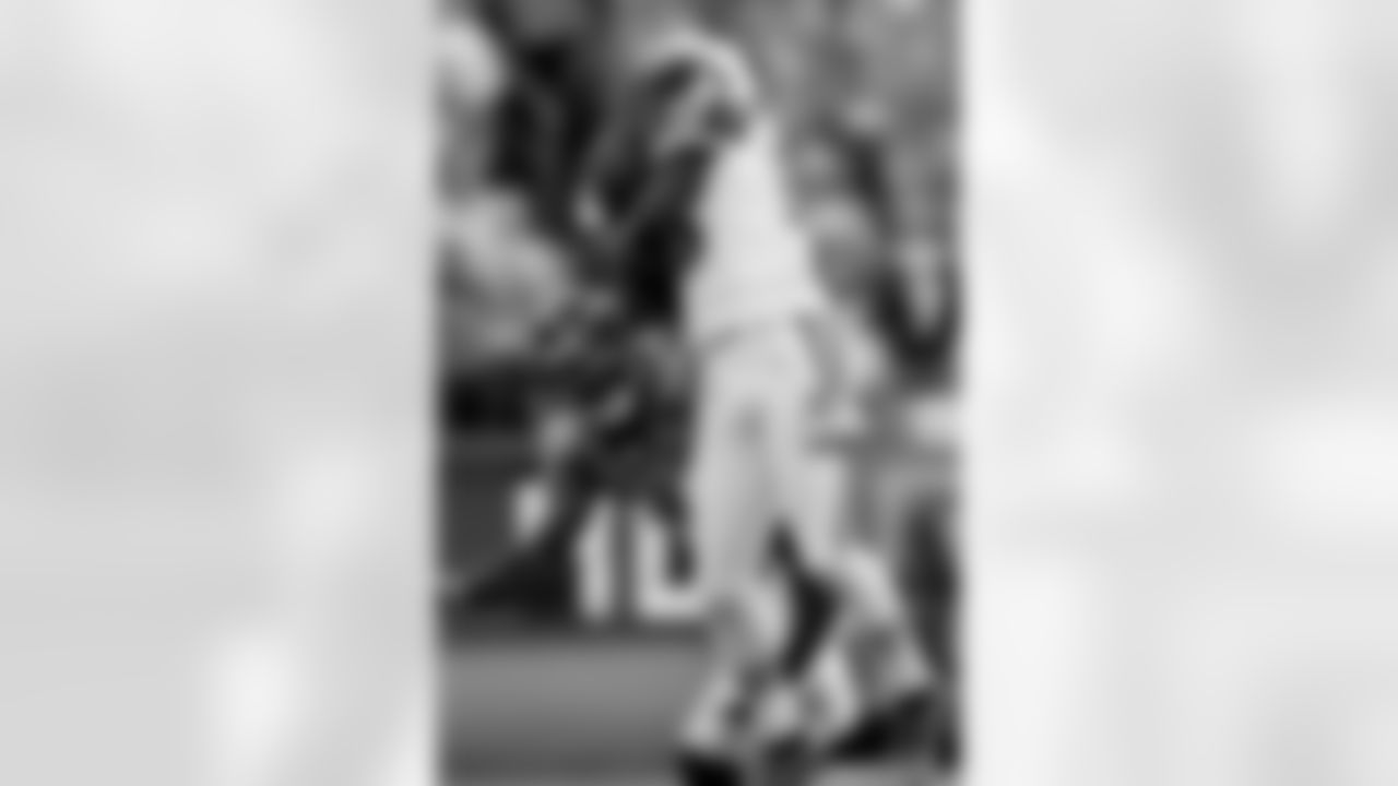 Santonio Holmes Photos