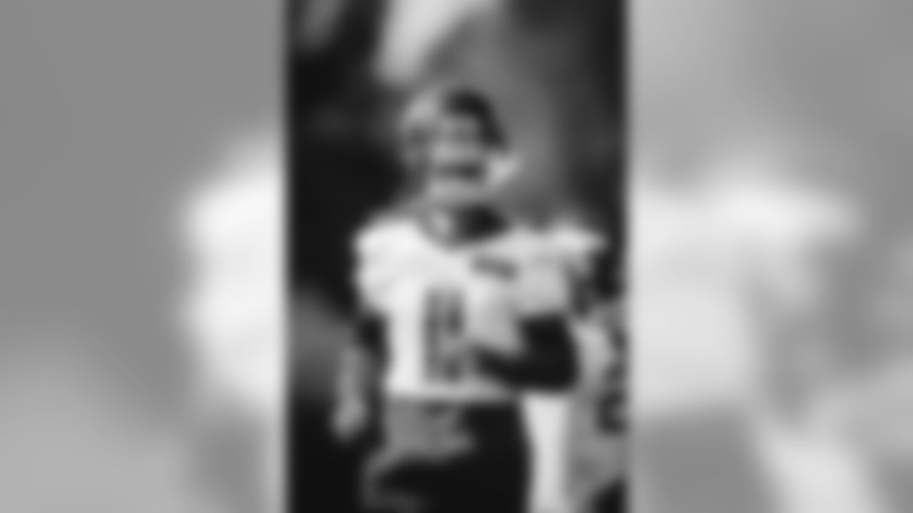 E_SNY_3087