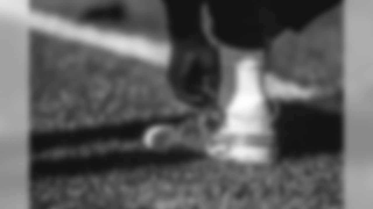E_SNY_8854