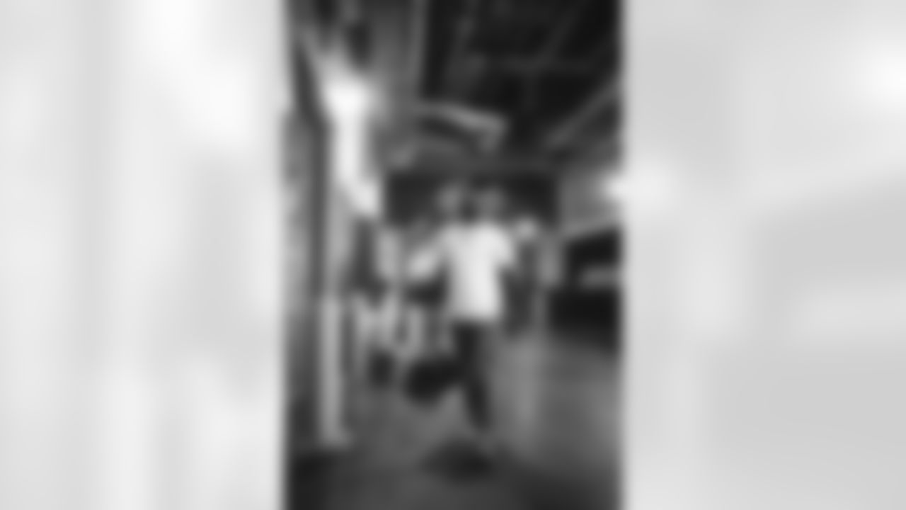 E_SNY_0181