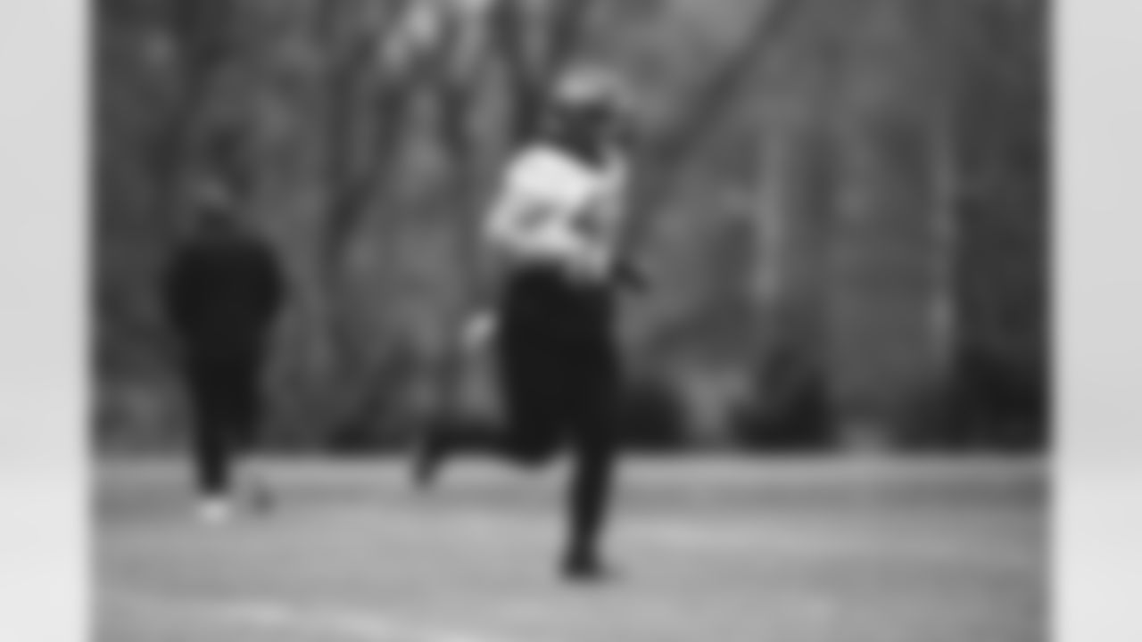 E_SNY_0527