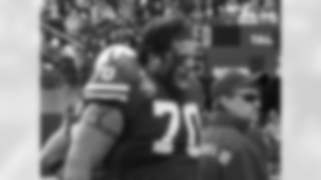 OL Matt Slauson