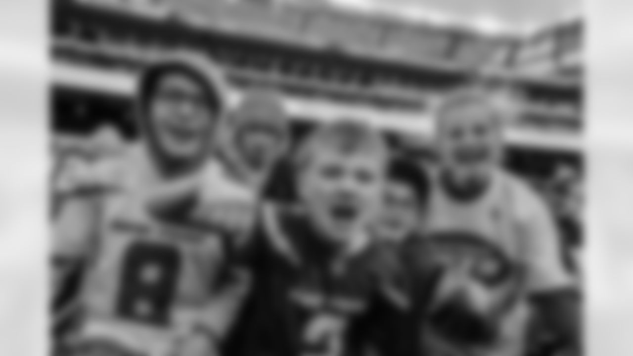 122621_FANS_JAX_V_NYJ_049