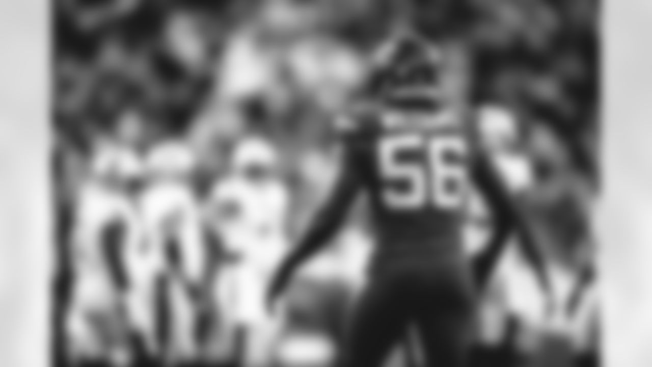 E_SNY_1598