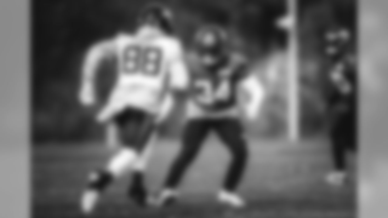 E_SNY_1362
