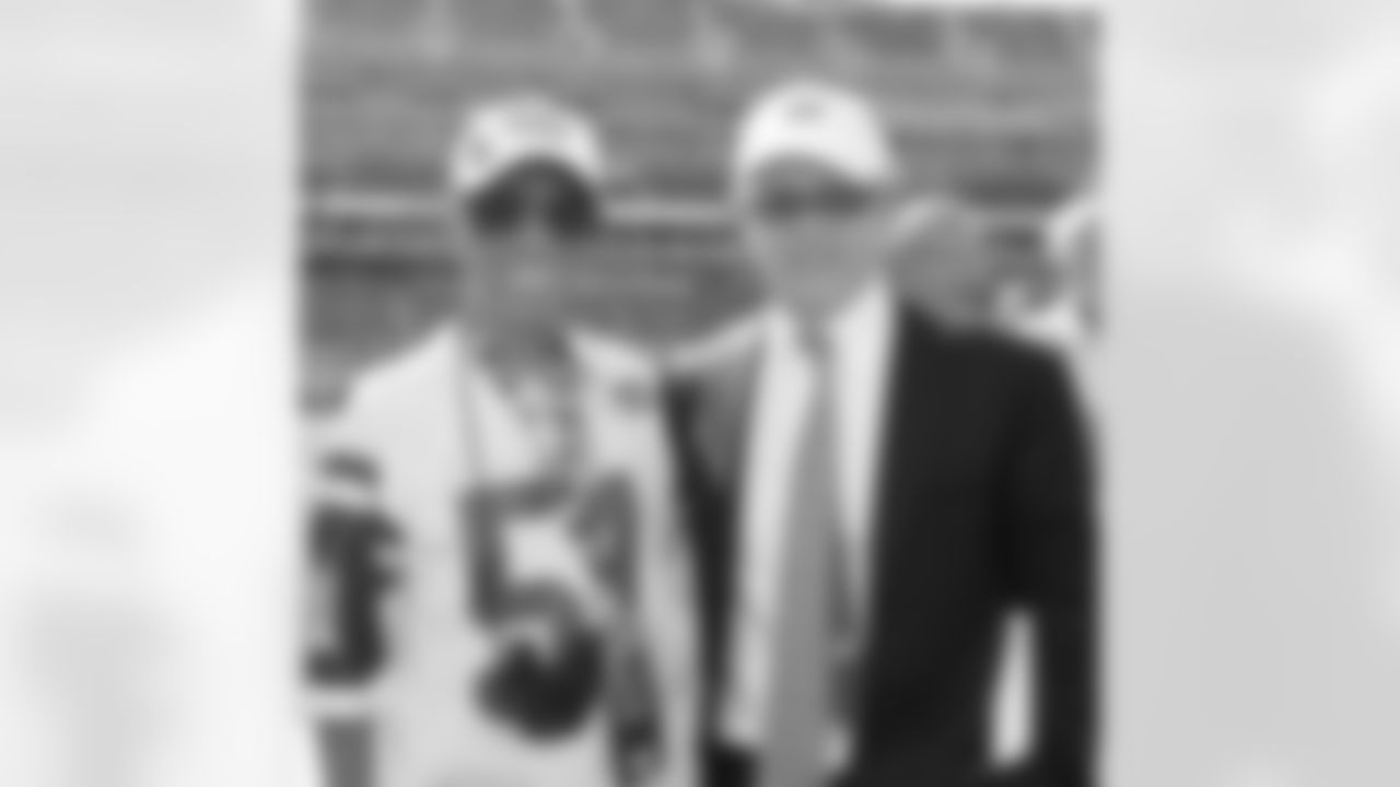 2010 Week 2 Jets-Patriots Entertainment and Celebrity Photos