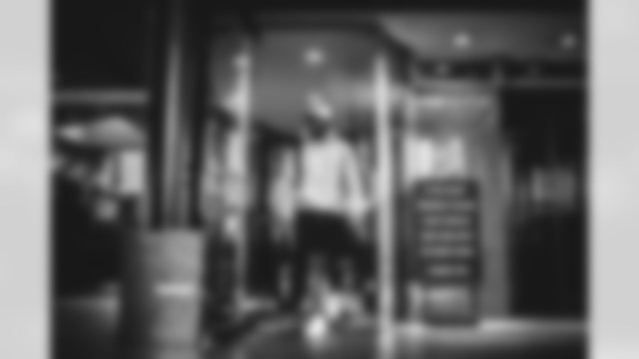 SNY_6889