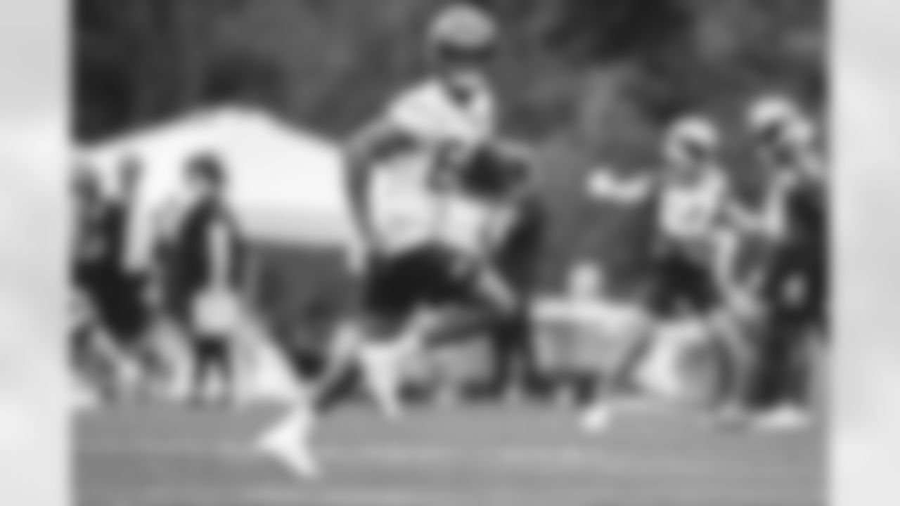 WR Corey Davis