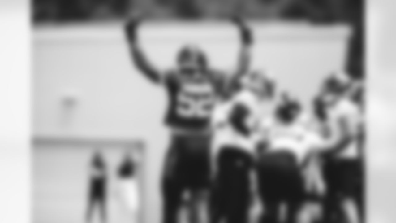 DL Jermaine Johnson