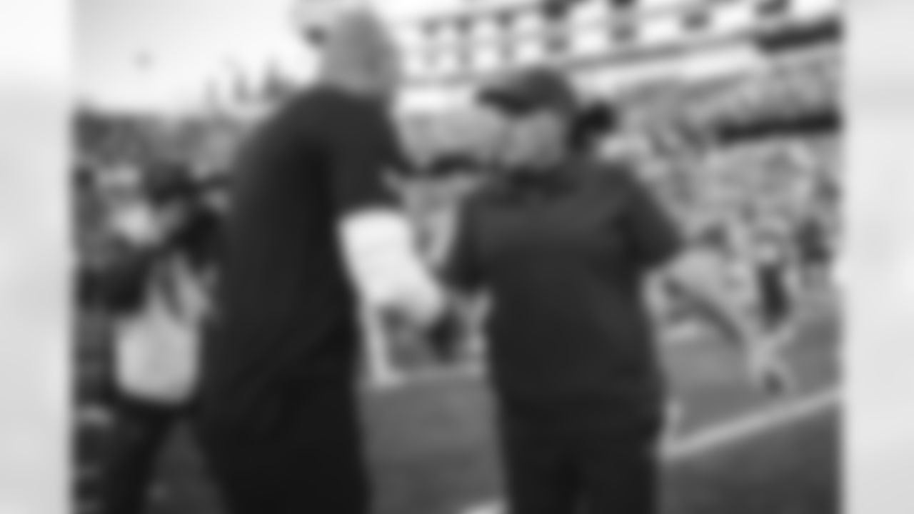 E_SNY_7039