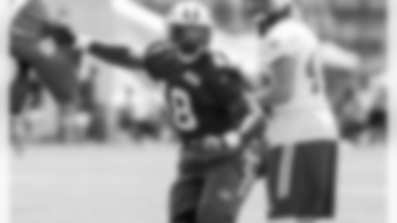 OLB Jordan Jenkins