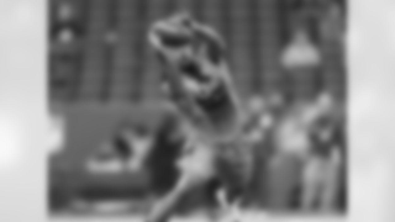 Geremy Davis, WR Connecticut