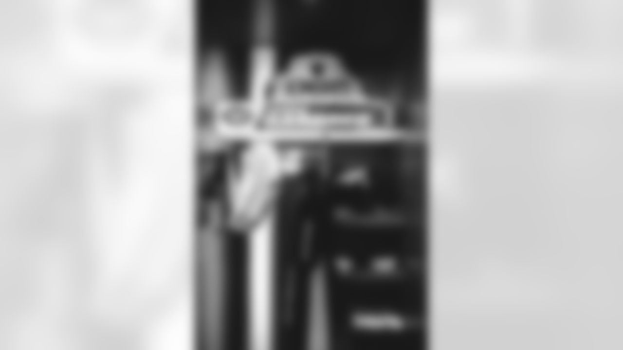 E_SNY30167