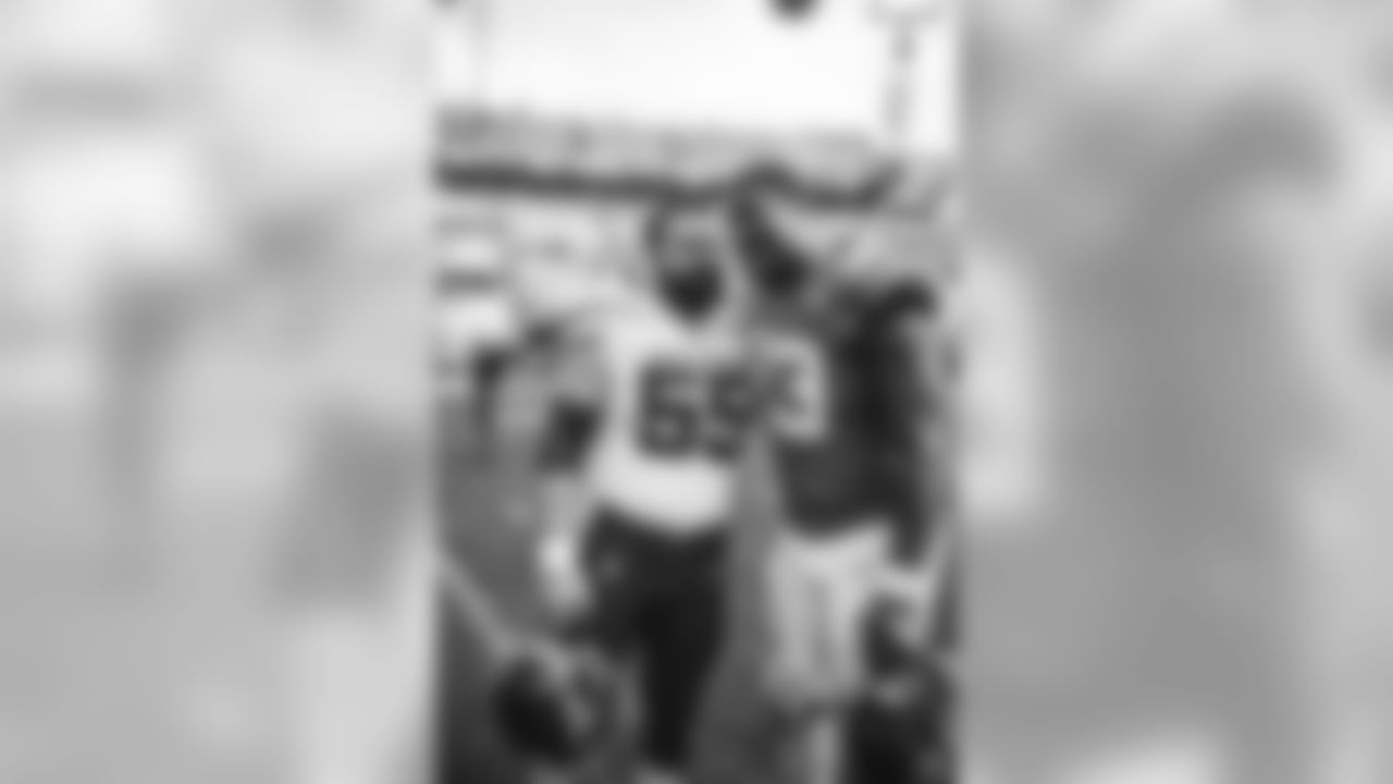 E_SNY_2678