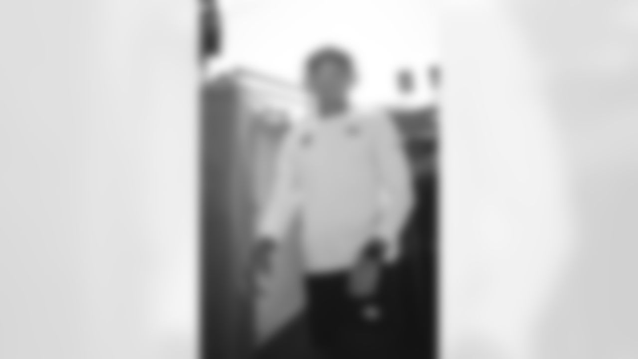 E_SNY_8021