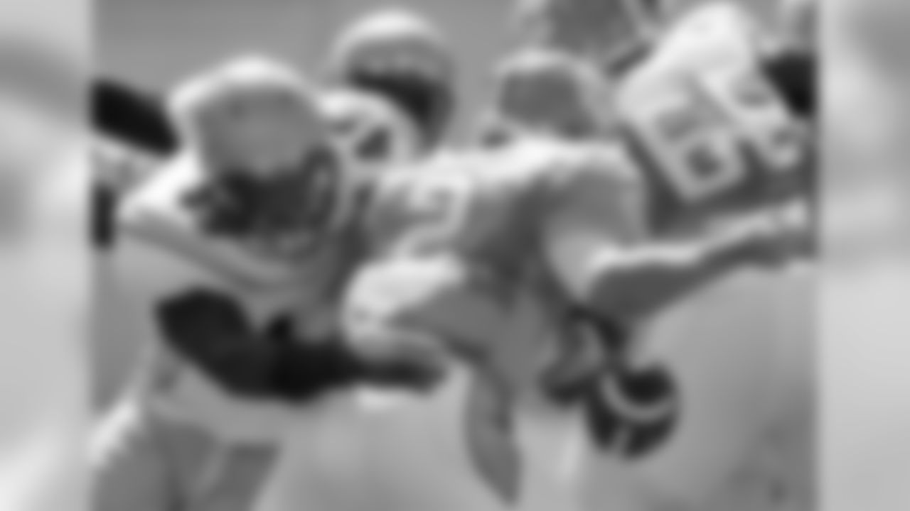 LB Jeremiah Attaochu (Georgia Tech)