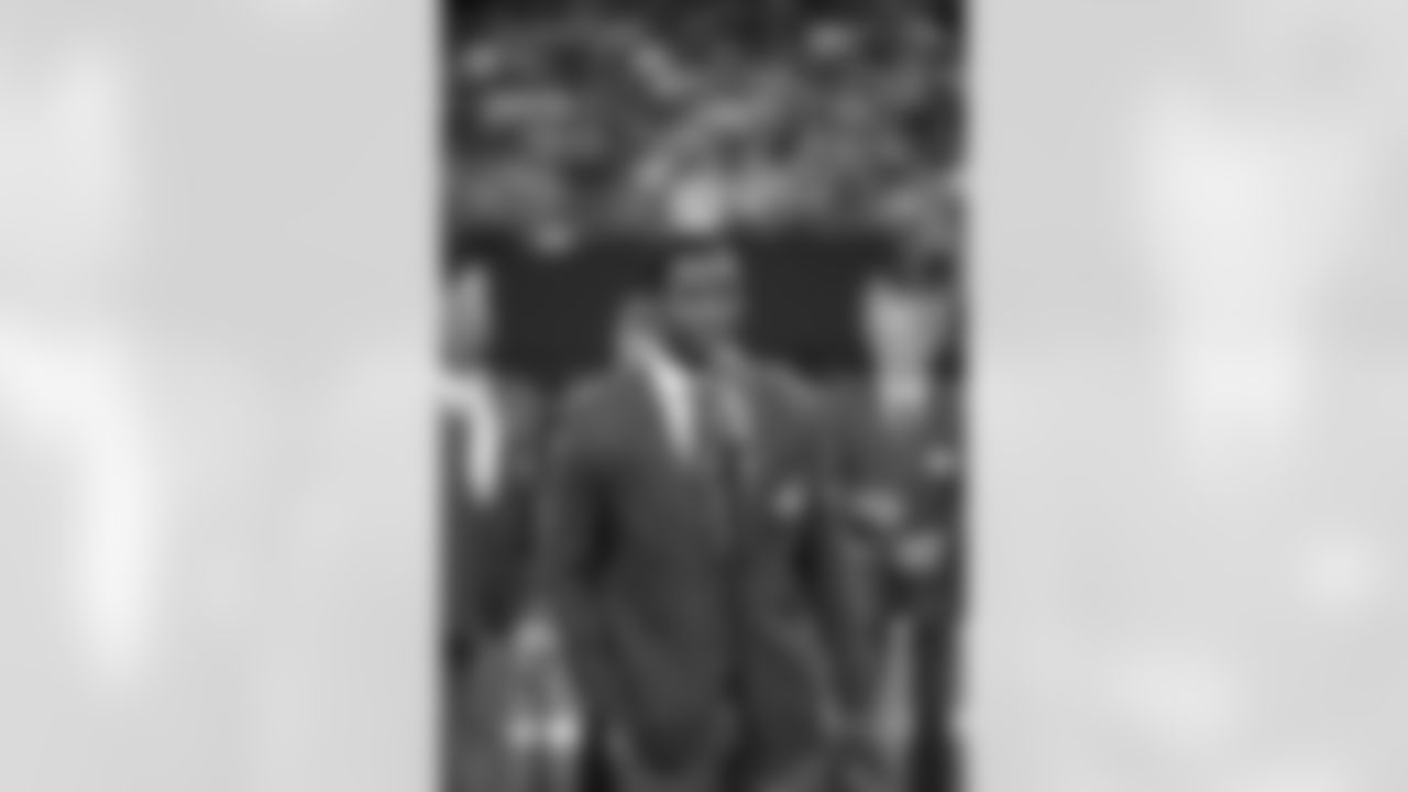 Curtis Martin Photo Gallery