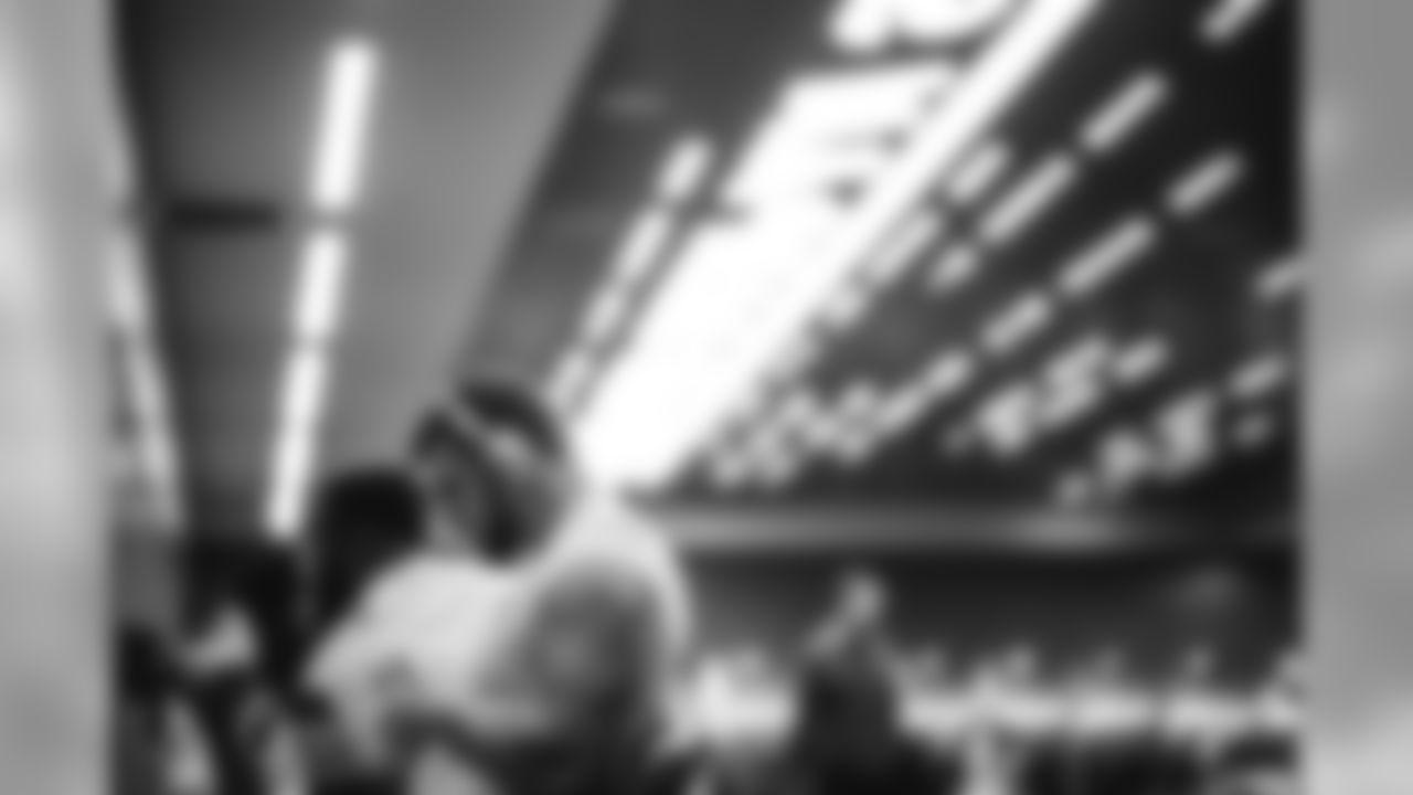 E_A9I04025