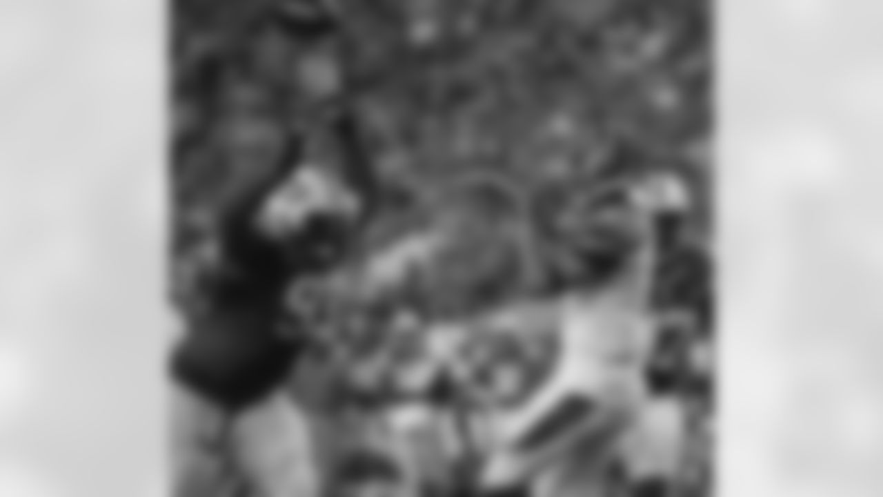 If he were not playing football, Ellis believes he would be an entrepreneur of some sort and would have studied business management or business administration at school.