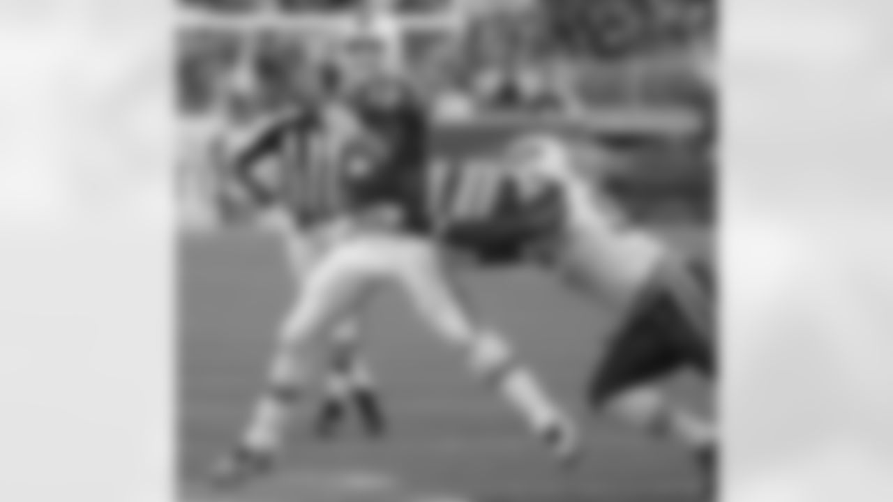 Muhammad Wilkerson Photos