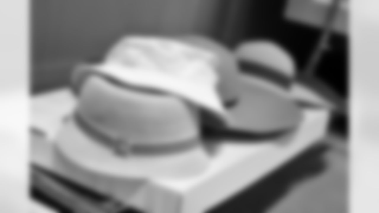 2012 Flight Crew Swimsuit Calendar Casting