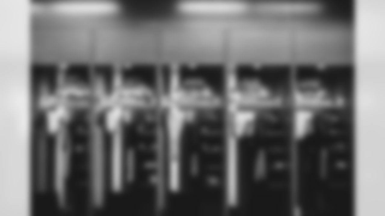 E_SNY30129