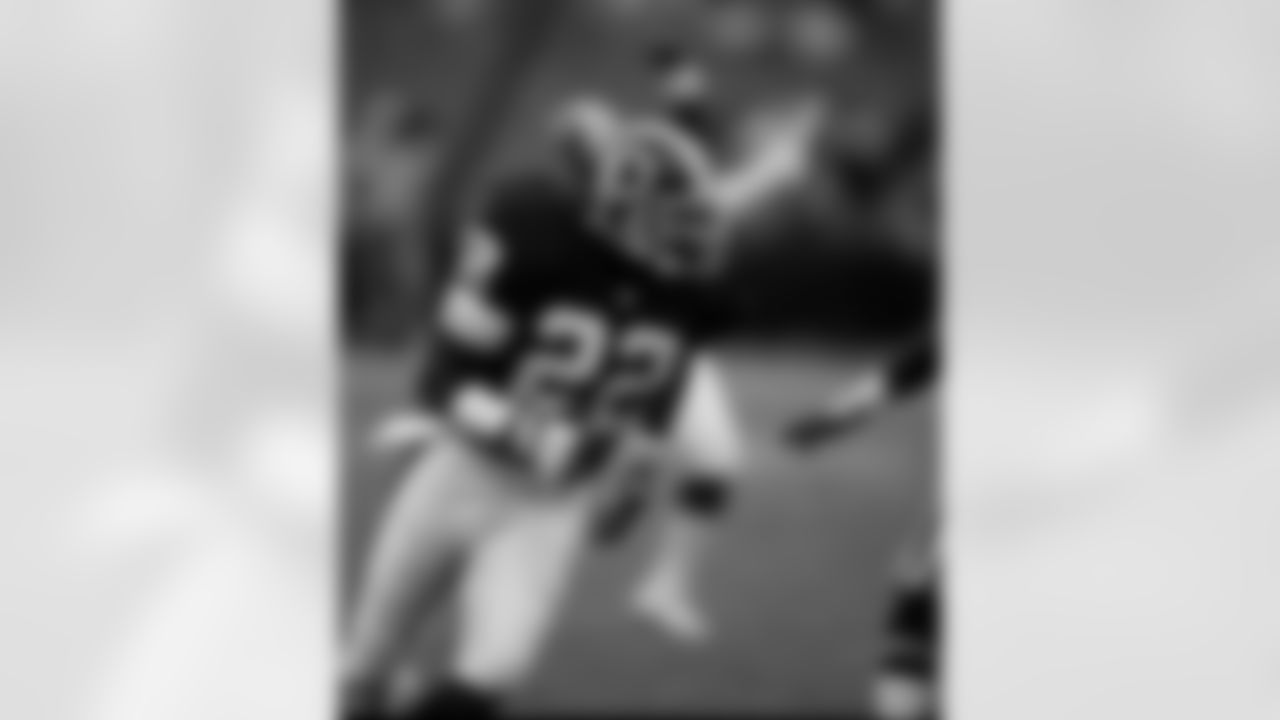 Bowles played eight seasons as a starting safety in the NFL, seven for Washington, and started in the Super Bowl XXII win over Denver.