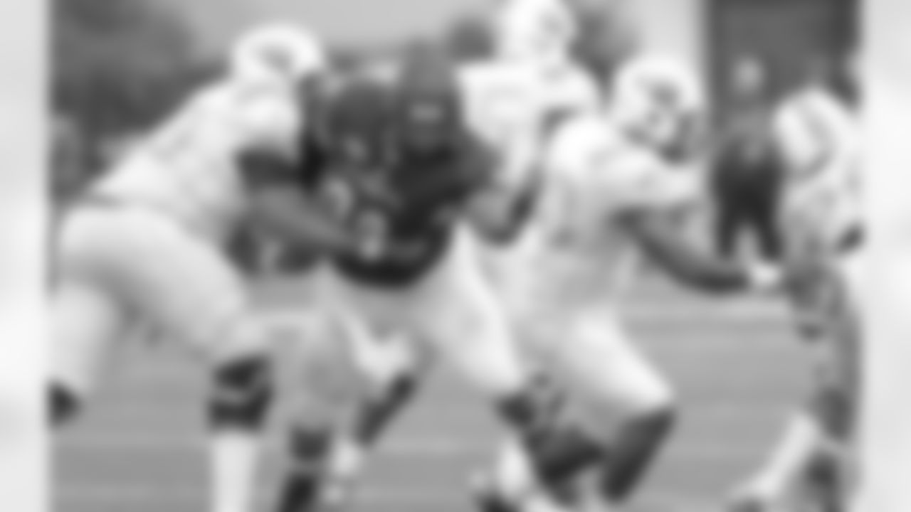 Simon started all 12 games as a junior in 2013 and was named honorable mention all-conference. He totaled 42 tackles with seven for loss and 4.5 sacks.