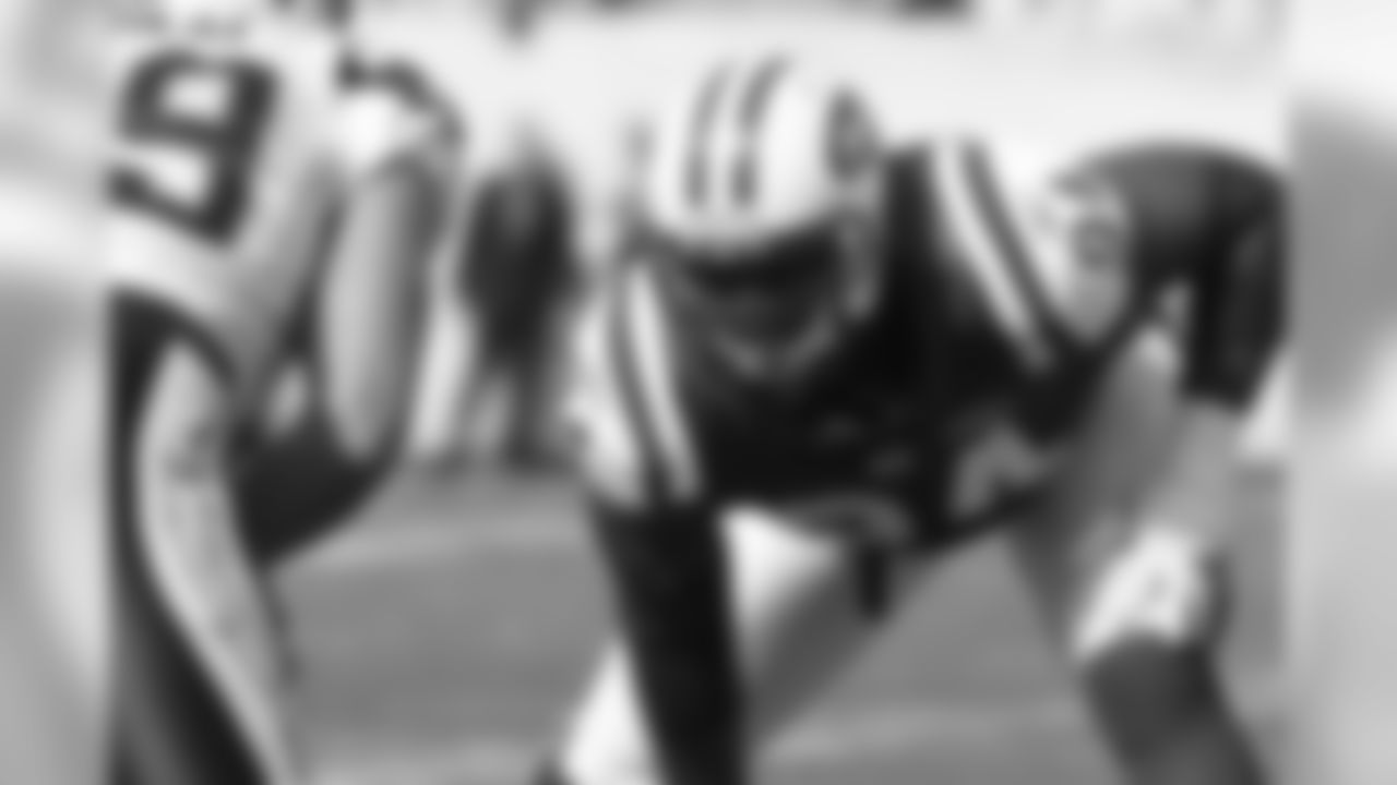 Marcus Dixon Photos