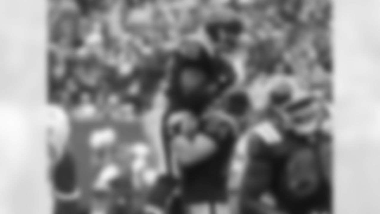 2009 Week 3 - Jets vs Titans Photos