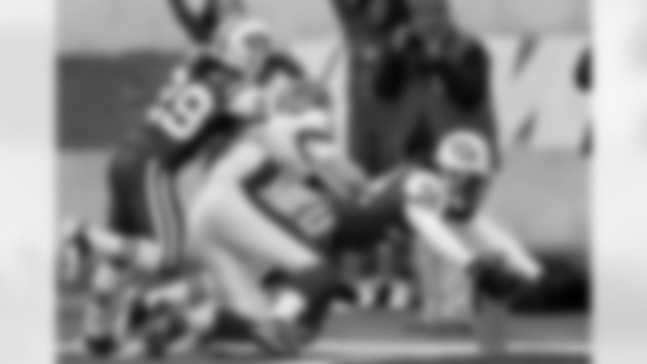 2010 Week 17 Jets vs Bills Game Photos