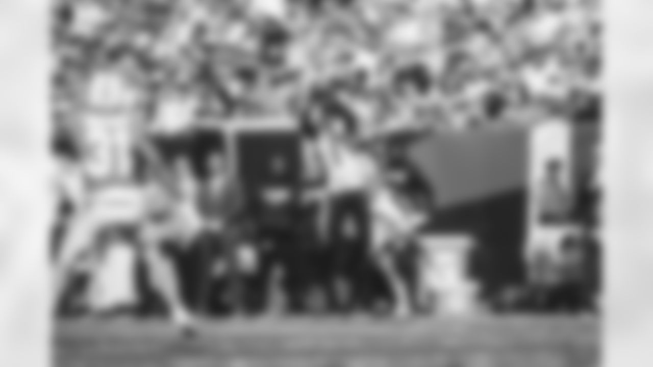 E_SNY3_0044