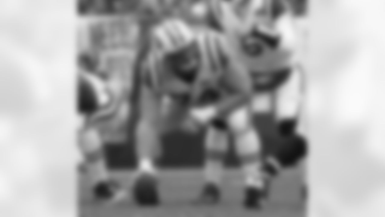 Nick Mangold Photos