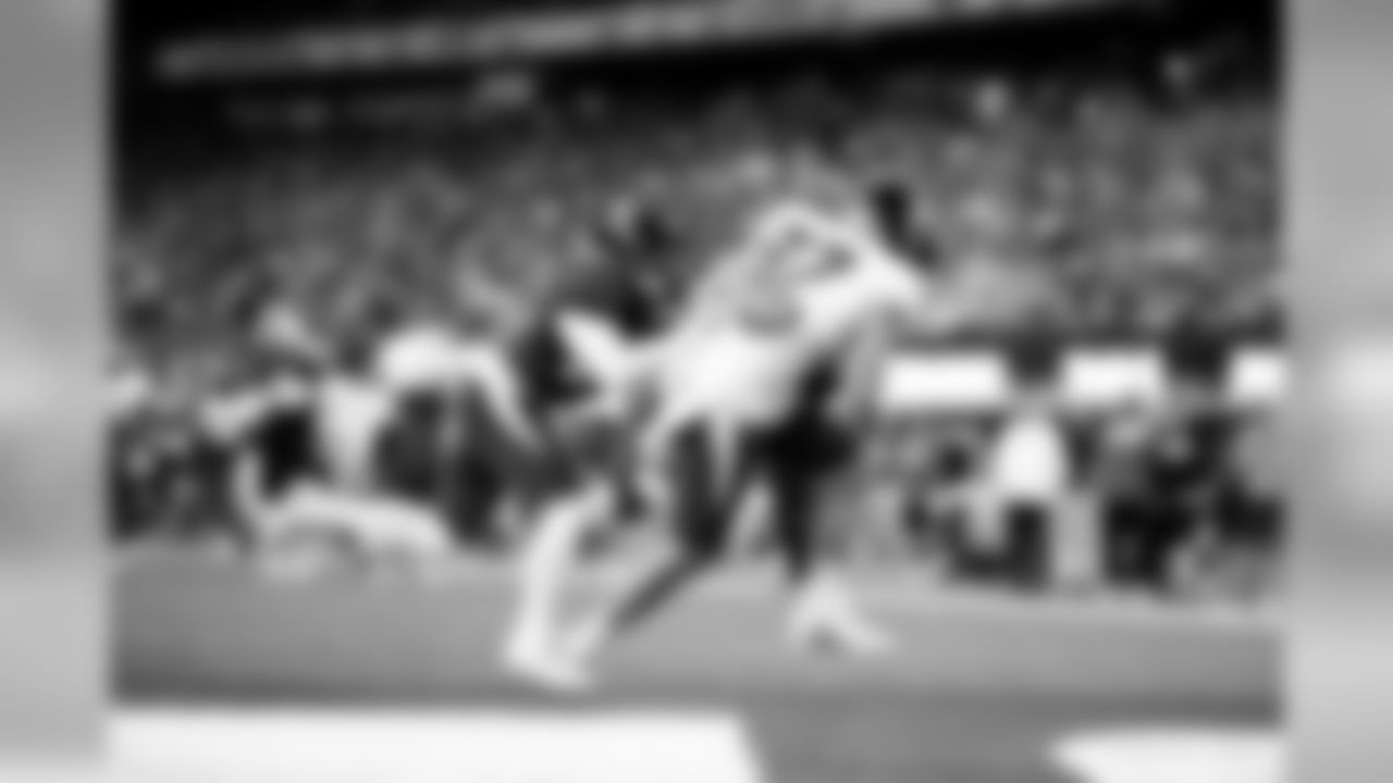 E_snyl1496