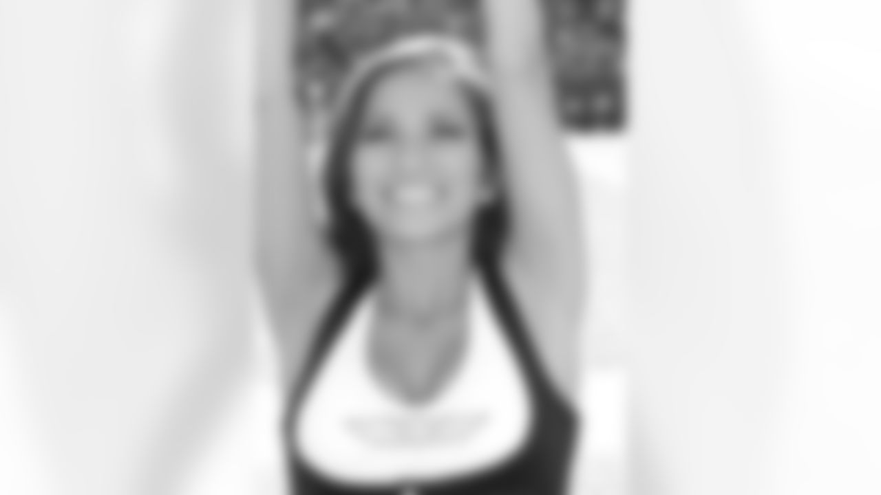 Jessica M. 2009 Flight Crew Member Photos