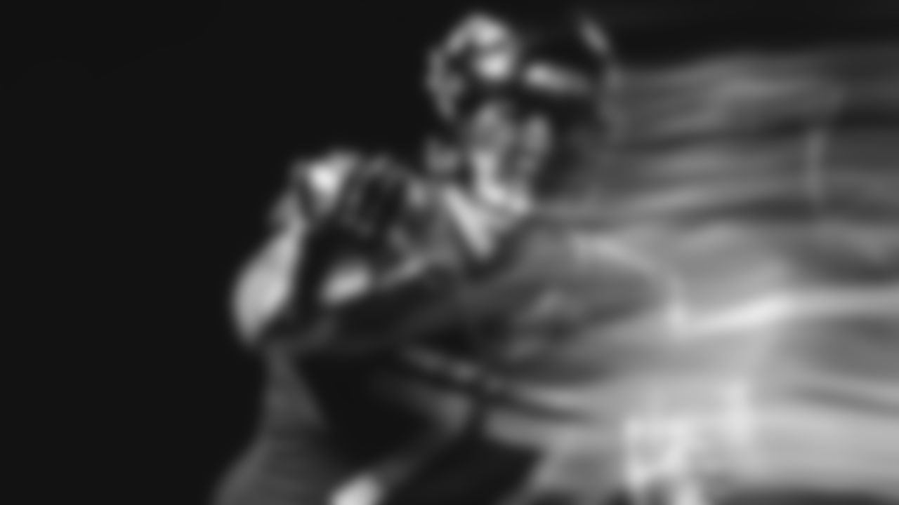 77 Tom Compton, G