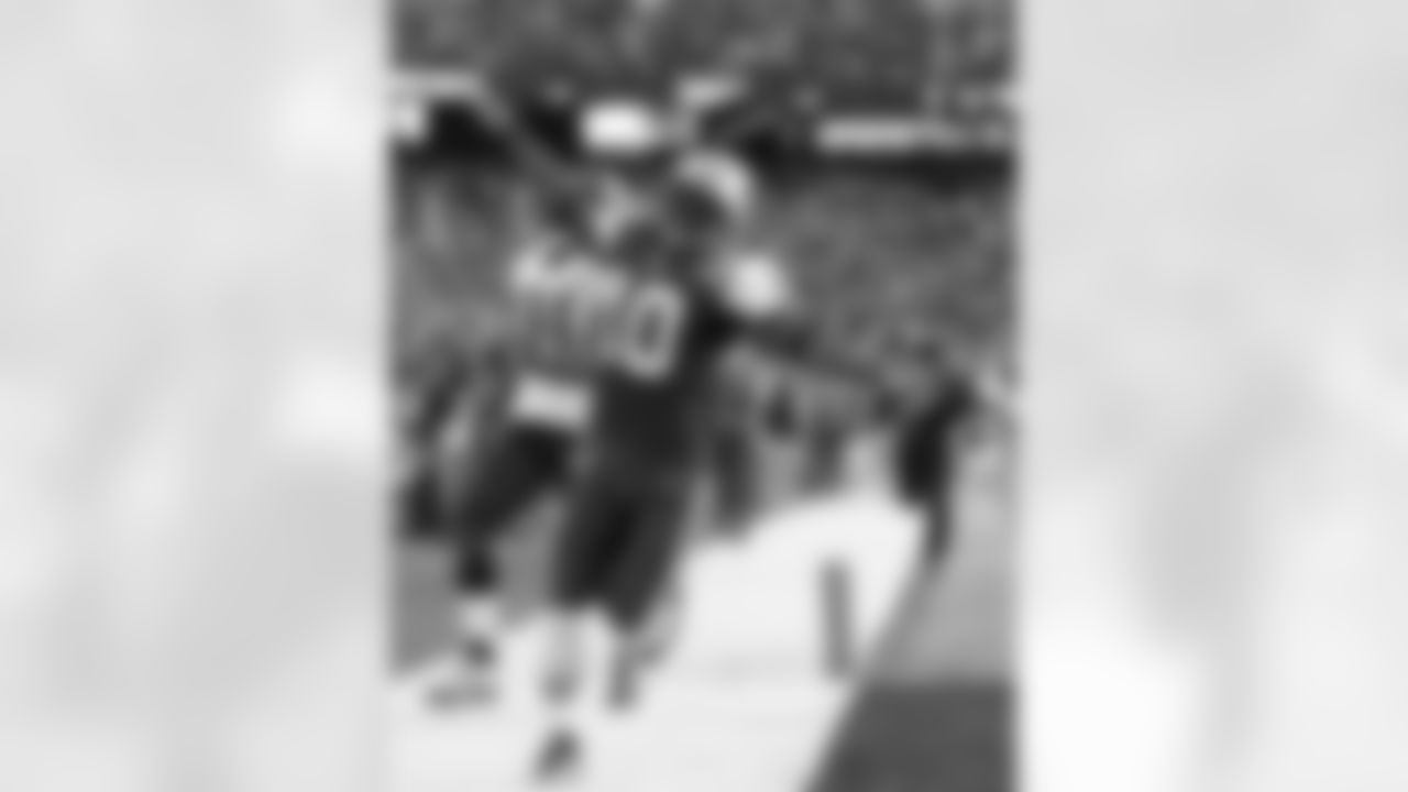 2010 Week 11 Jets vs Texans Game Photos
