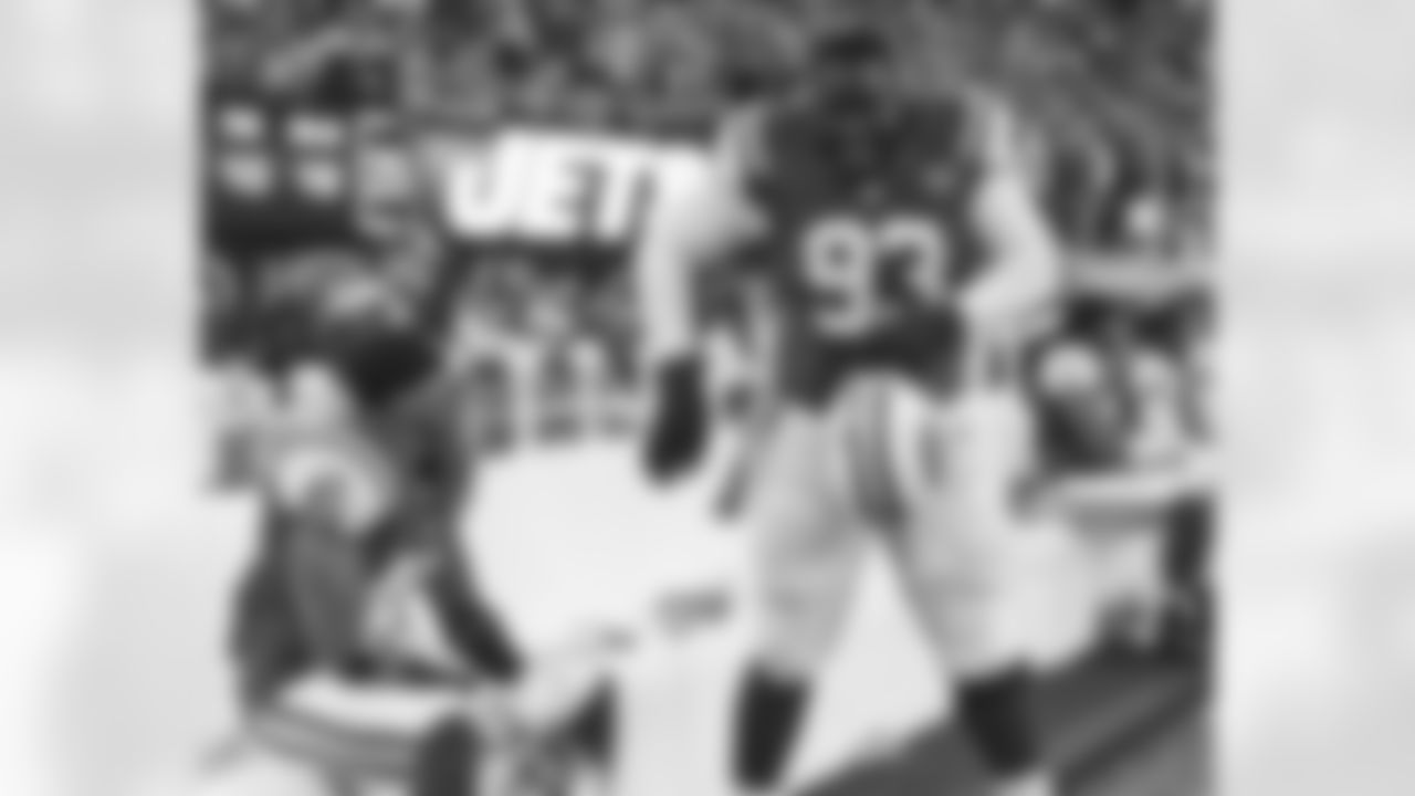 DT - Kenrick Ellis
