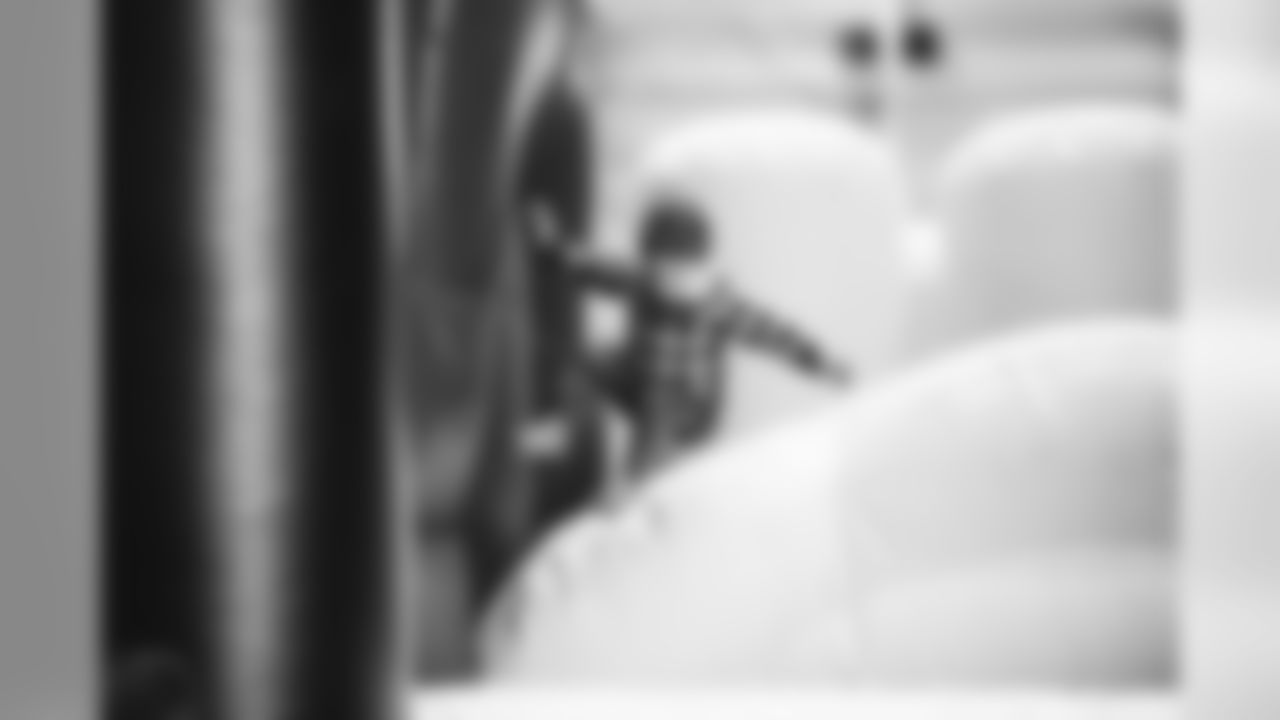 E_SNY_0184