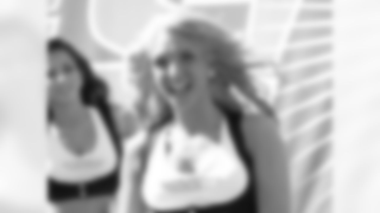 Lauren P. 2009 Flight Crew Member Photos