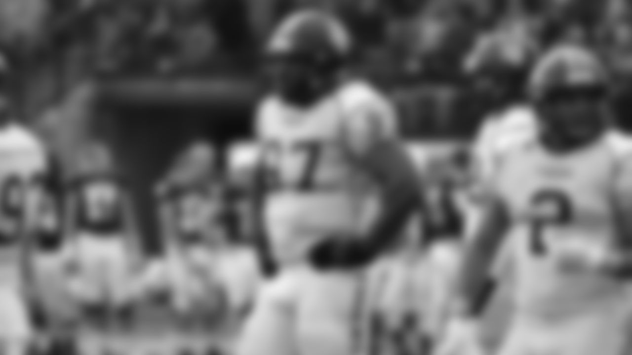 DL Nathan Shepherd (Fort Hays State)