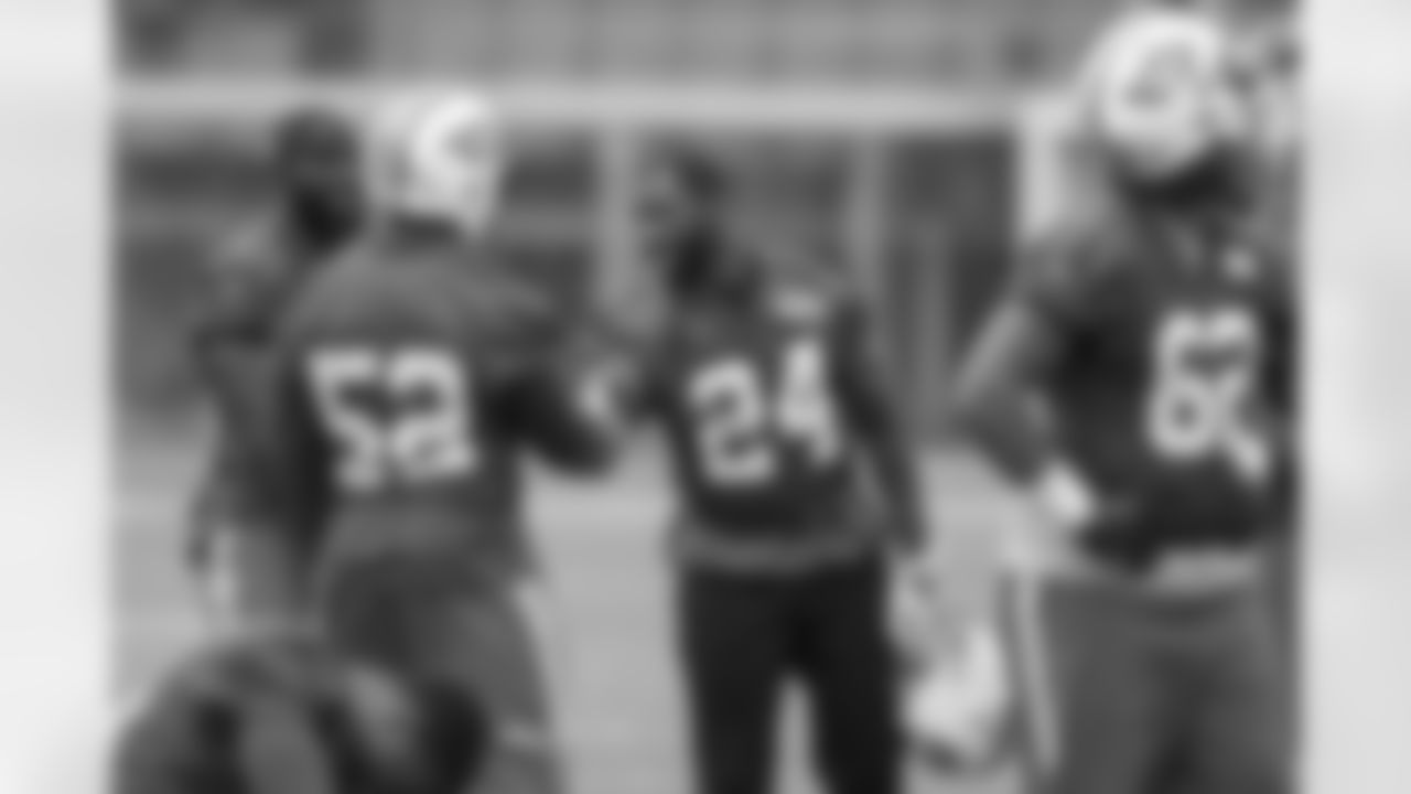 CB - Darrelle Revis