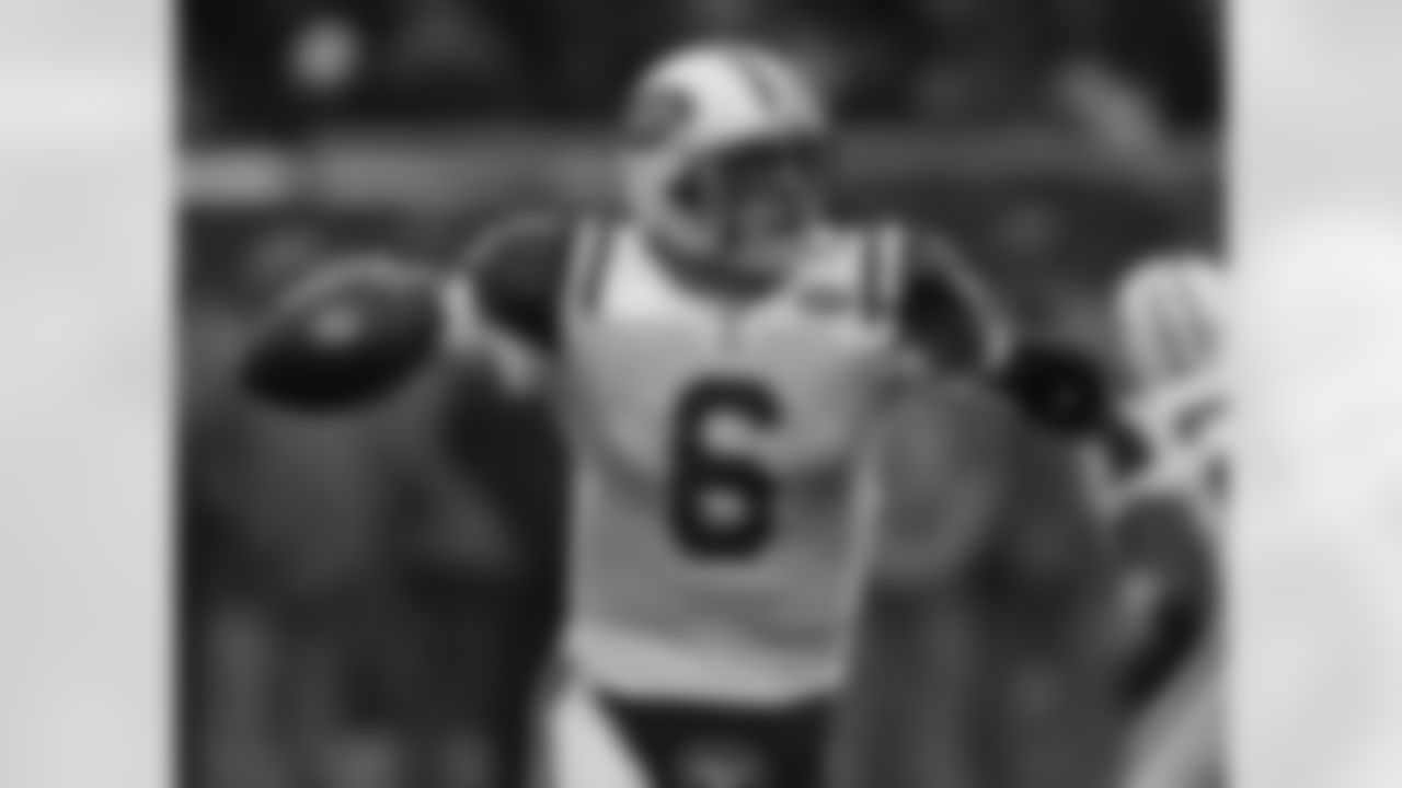 2010 Week 16 Jets vs Bears Game Photos