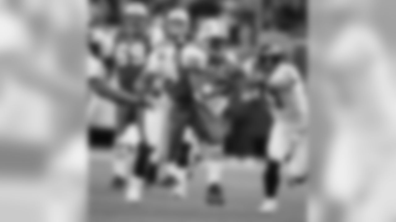 Curtis Martin Photo Gallery