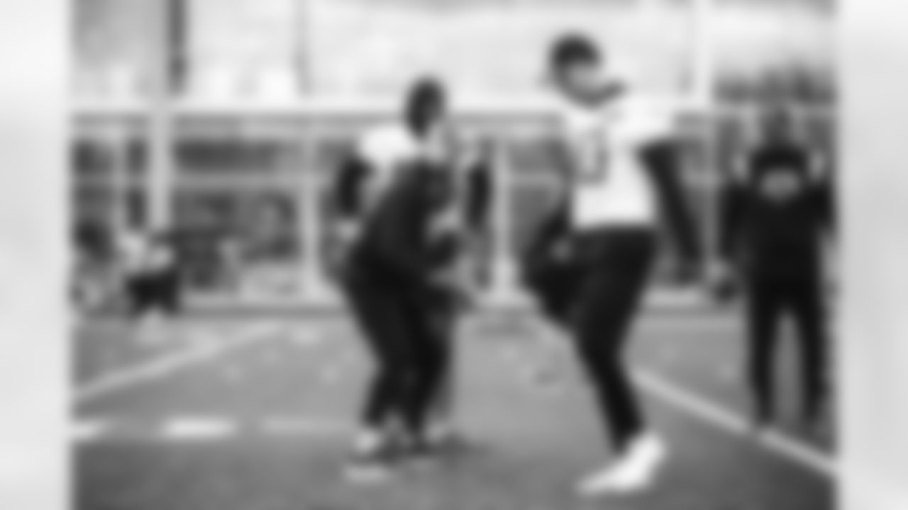 E_SS3_8177