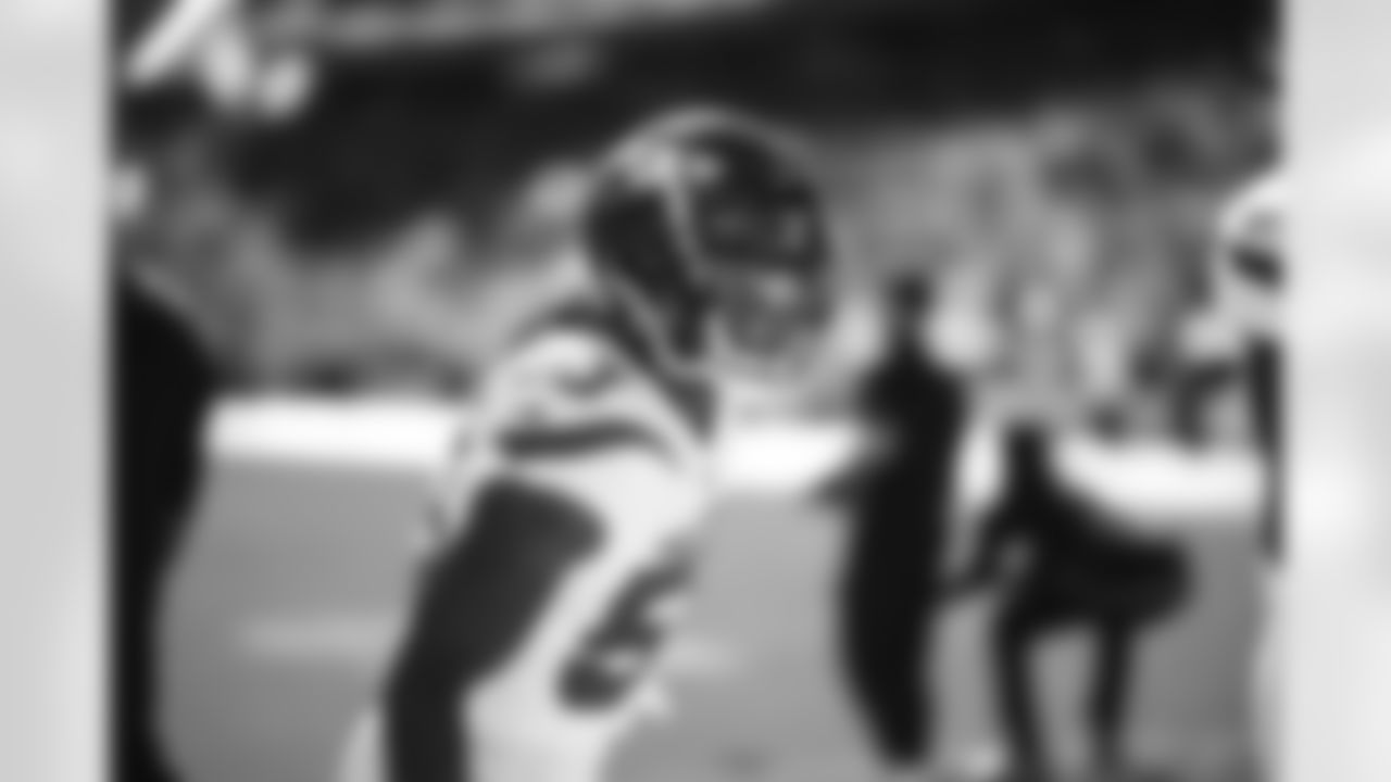 E_JB3_0465