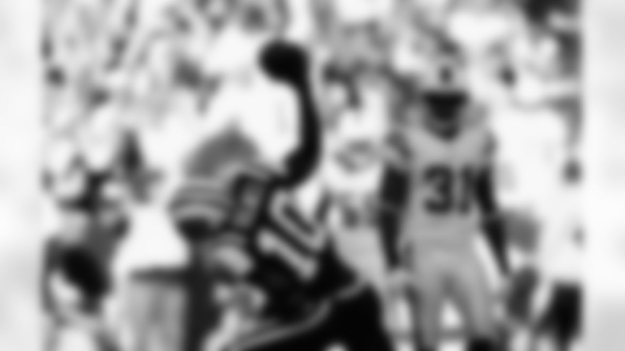 Santonio Holmes Photos