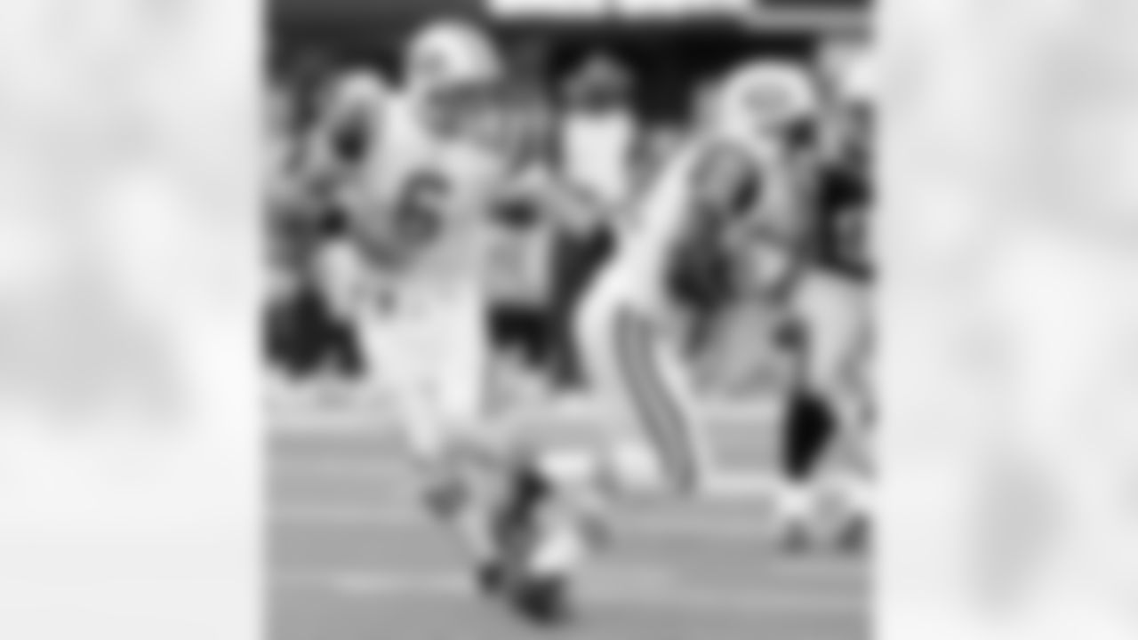 2010 Week 2 Jets vs Patriots Game Photos