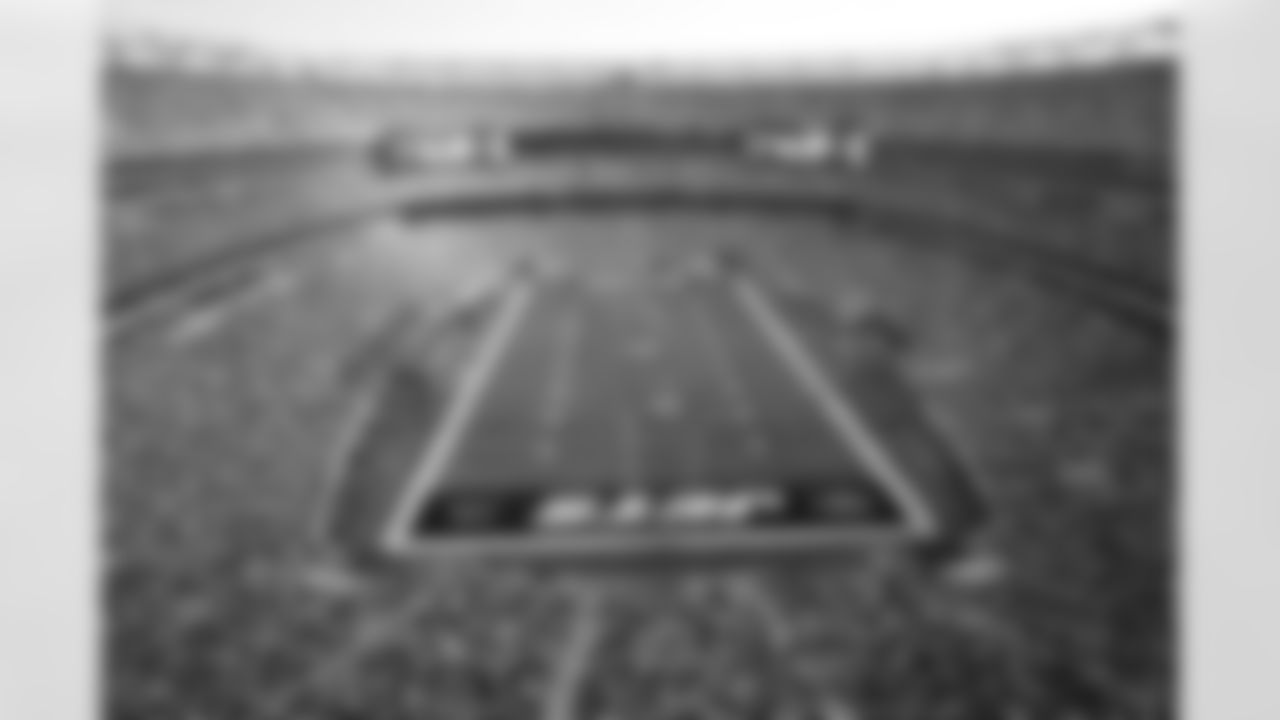 2010 Week 2 Jets vs Patriots Game Photos